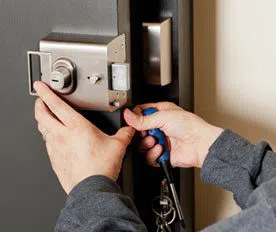 City Locksmith Services Miami, FL 305-894-5980 - 17-Emergency-Locks-Locksmith